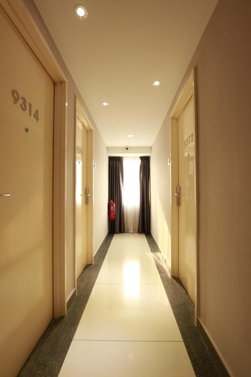 Hotel 99 Pusat Bandar Puchong Esterno foto