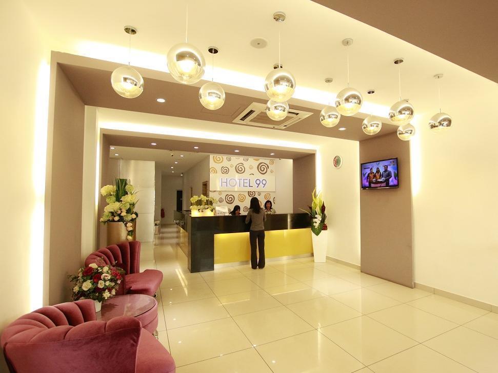 Hotel 99 Pusat Bandar Puchong Esterno foto