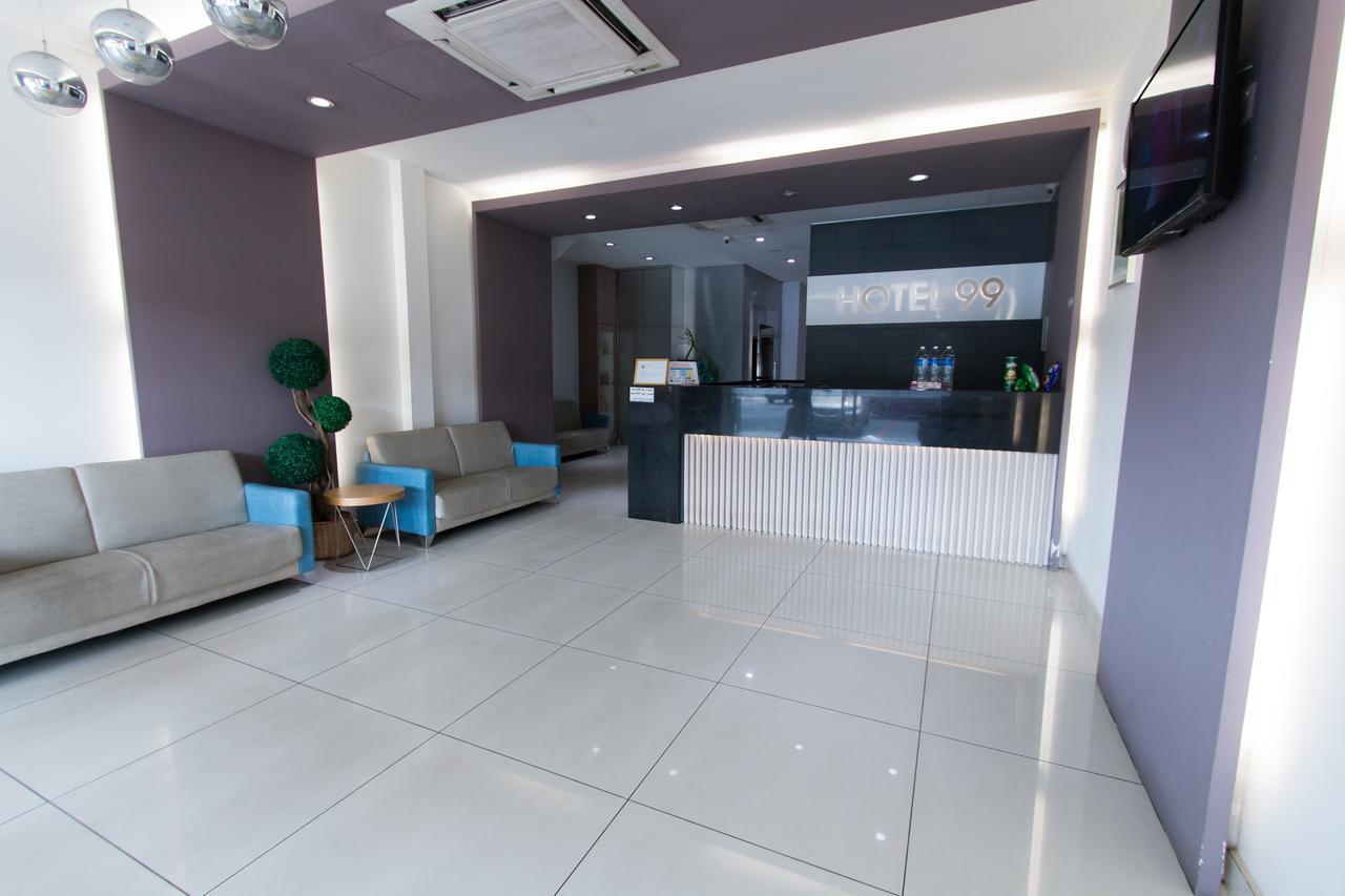 Hotel 99 Pusat Bandar Puchong Esterno foto